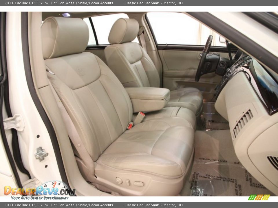 Front Seat of 2011 Cadillac DTS Luxury Photo #10