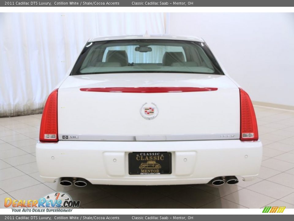 2011 Cadillac DTS Luxury Cotillion White / Shale/Cocoa Accents Photo #13