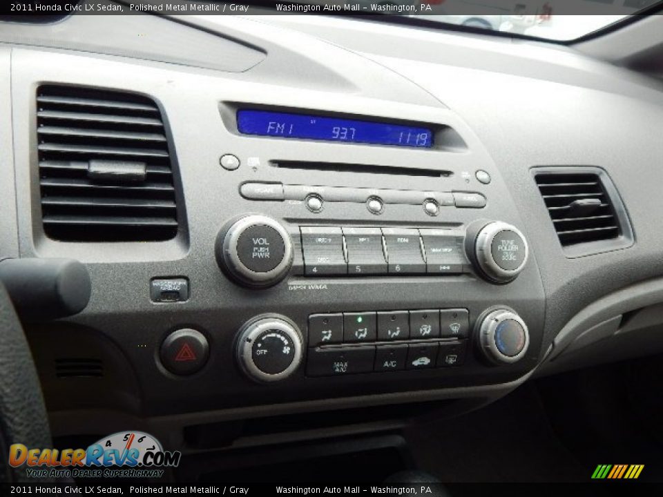 2011 Honda Civic LX Sedan Polished Metal Metallic / Gray Photo #13