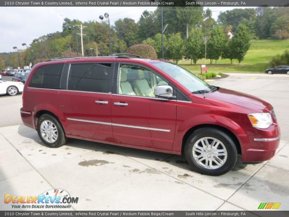 2010 Chrysler Town & Country Limited Inferno Red Crystal Pearl / Medium Pebble Beige/Cream Photo #6