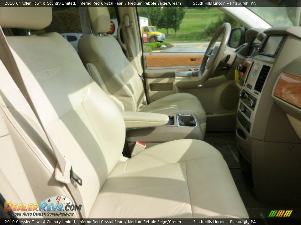 2010 Chrysler Town & Country Limited Inferno Red Crystal Pearl / Medium Pebble Beige/Cream Photo #10