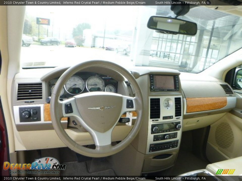 2010 Chrysler Town & Country Limited Inferno Red Crystal Pearl / Medium Pebble Beige/Cream Photo #18