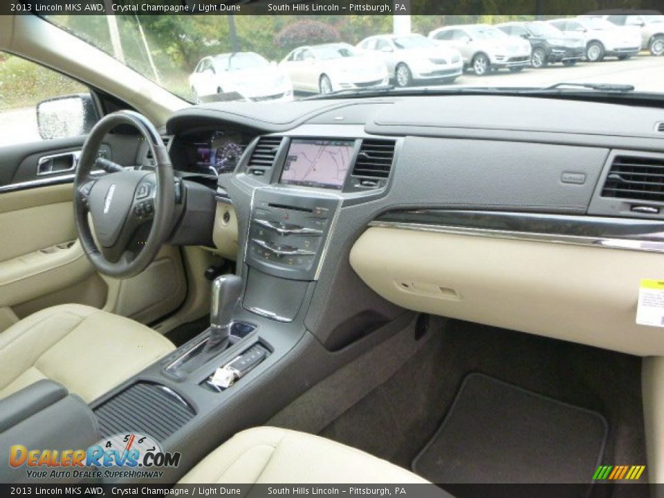 2013 Lincoln MKS AWD Crystal Champagne / Light Dune Photo #10