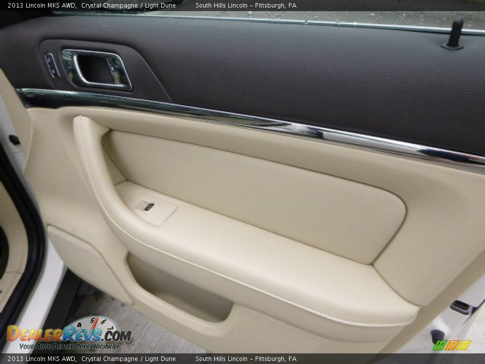 2013 Lincoln MKS AWD Crystal Champagne / Light Dune Photo #11