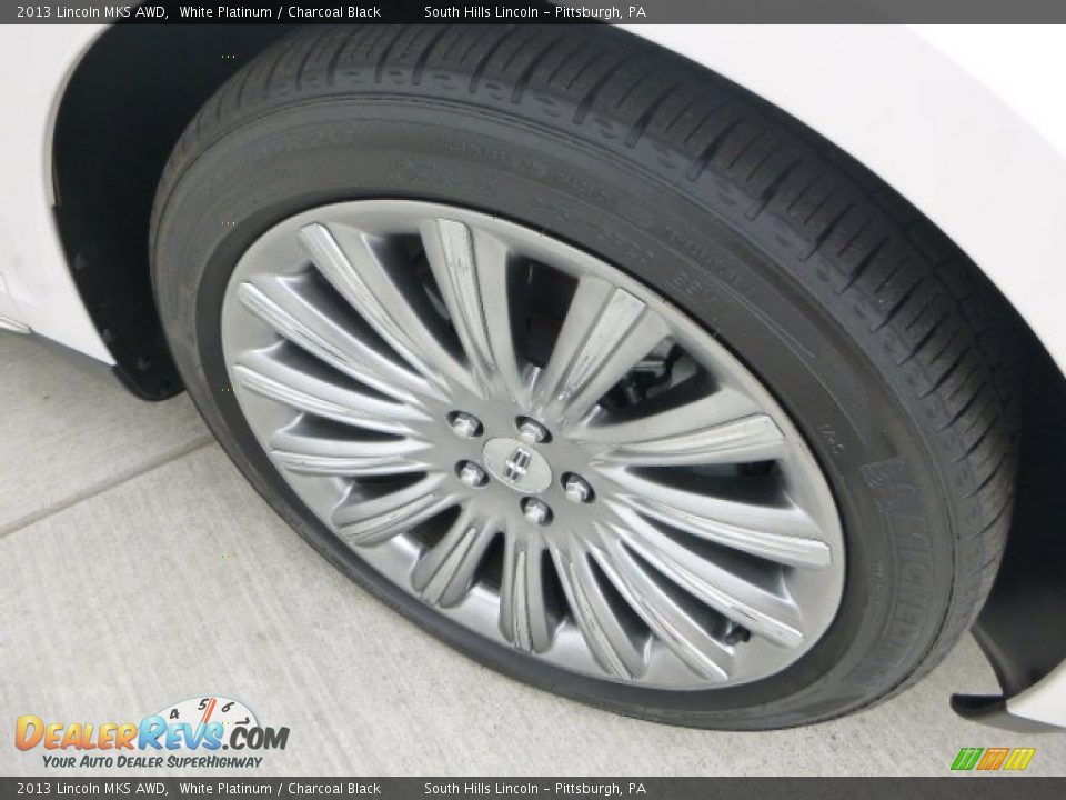 2013 Lincoln MKS AWD White Platinum / Charcoal Black Photo #9