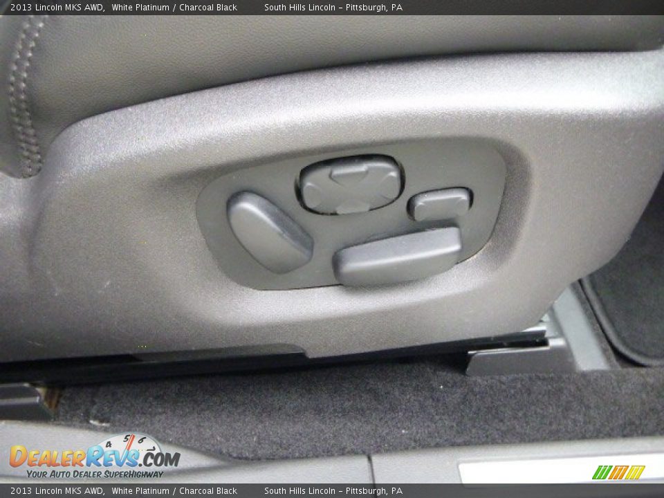 2013 Lincoln MKS AWD White Platinum / Charcoal Black Photo #12
