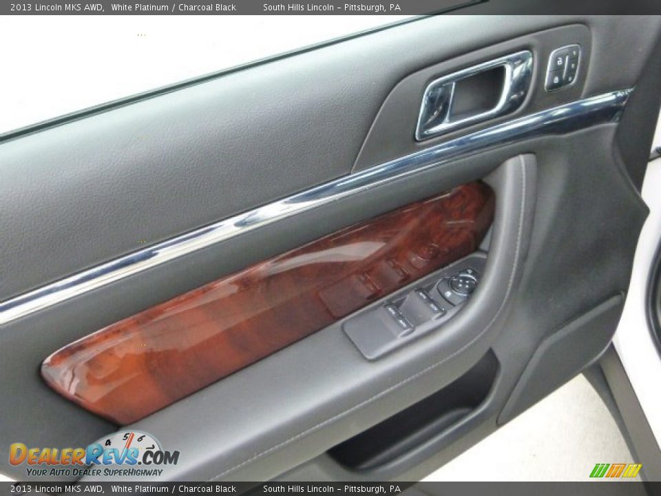 2013 Lincoln MKS AWD White Platinum / Charcoal Black Photo #18