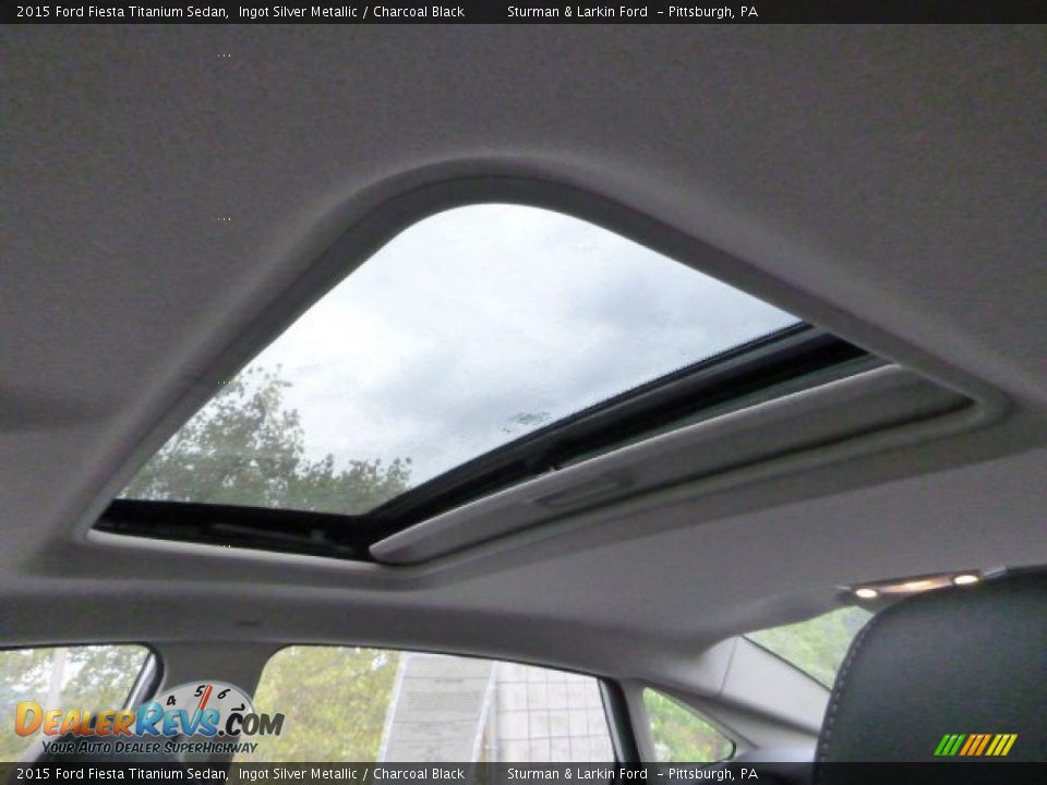 2015 Ford Fiesta Titanium Sedan Ingot Silver Metallic / Charcoal Black Photo #11