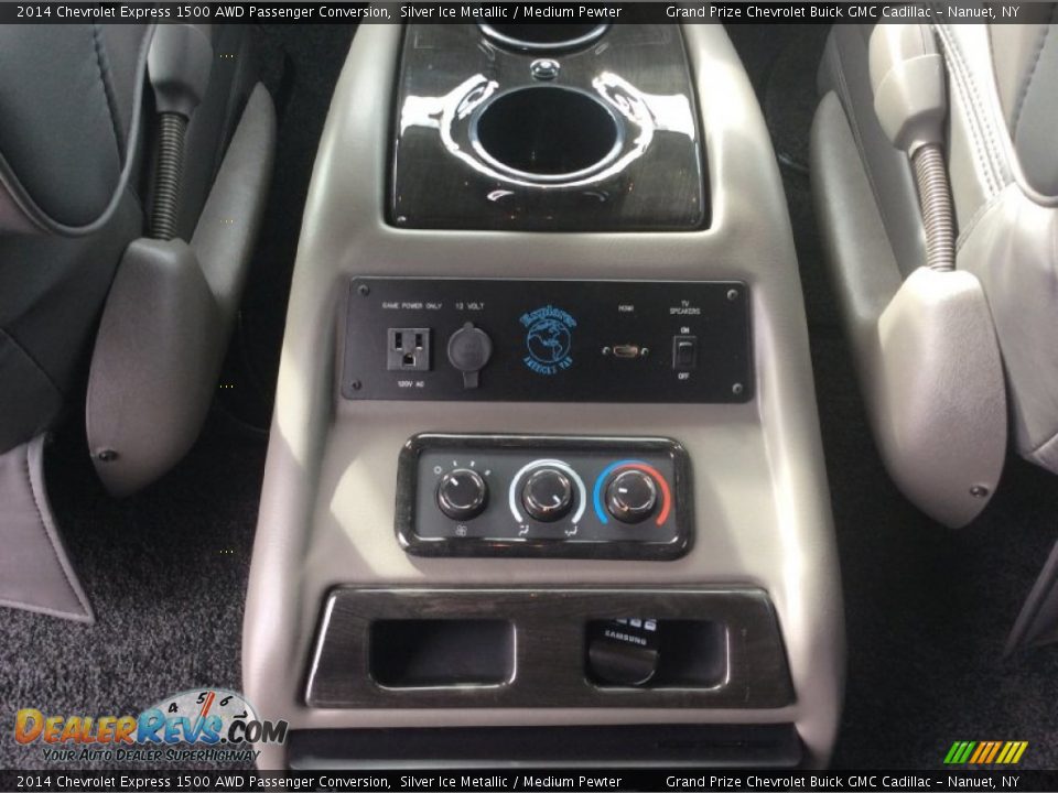Controls of 2014 Chevrolet Express 1500 AWD Passenger Conversion Photo #9