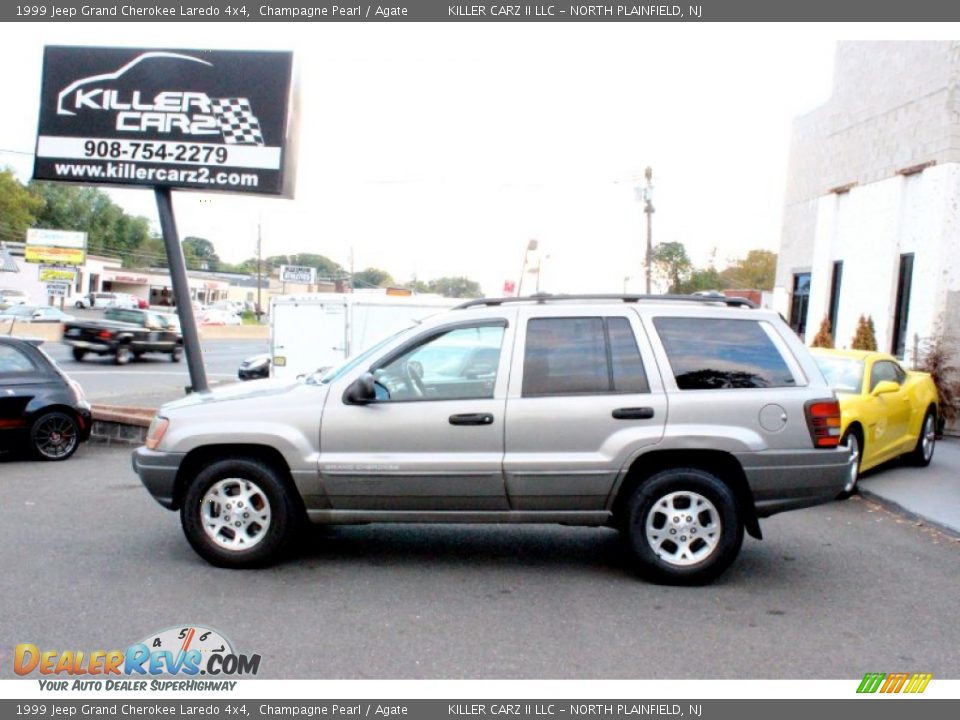 1999 Jeep Grand Cherokee Laredo 4x4 Champagne Pearl / Agate Photo #4