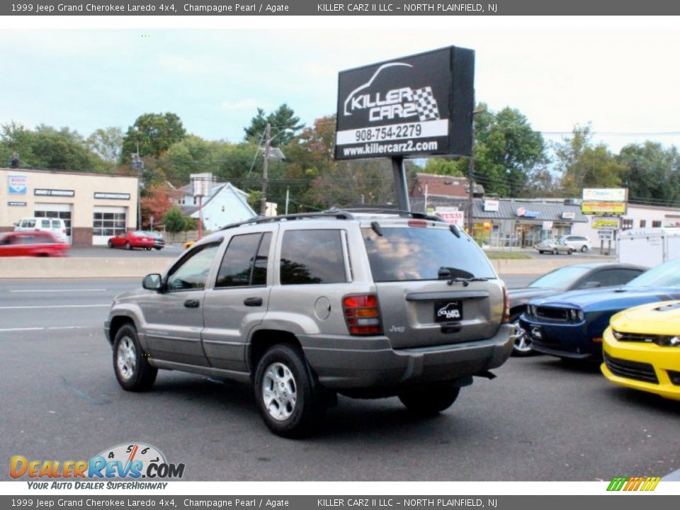 1999 Jeep Grand Cherokee Laredo 4x4 Champagne Pearl / Agate Photo #5