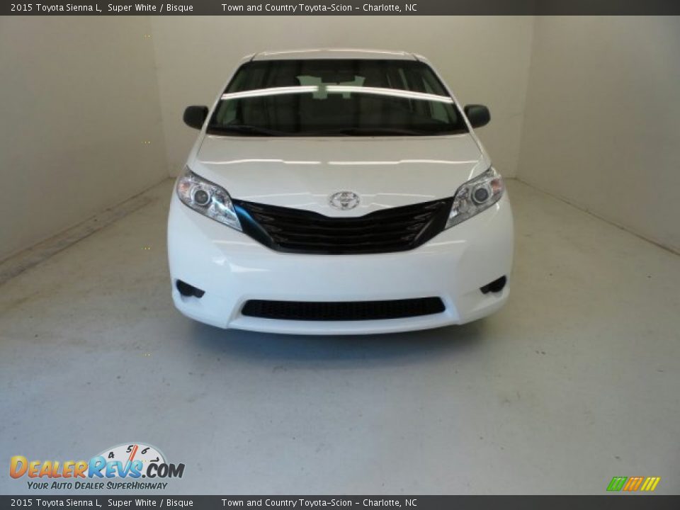 2015 Toyota Sienna L Super White / Bisque Photo #3