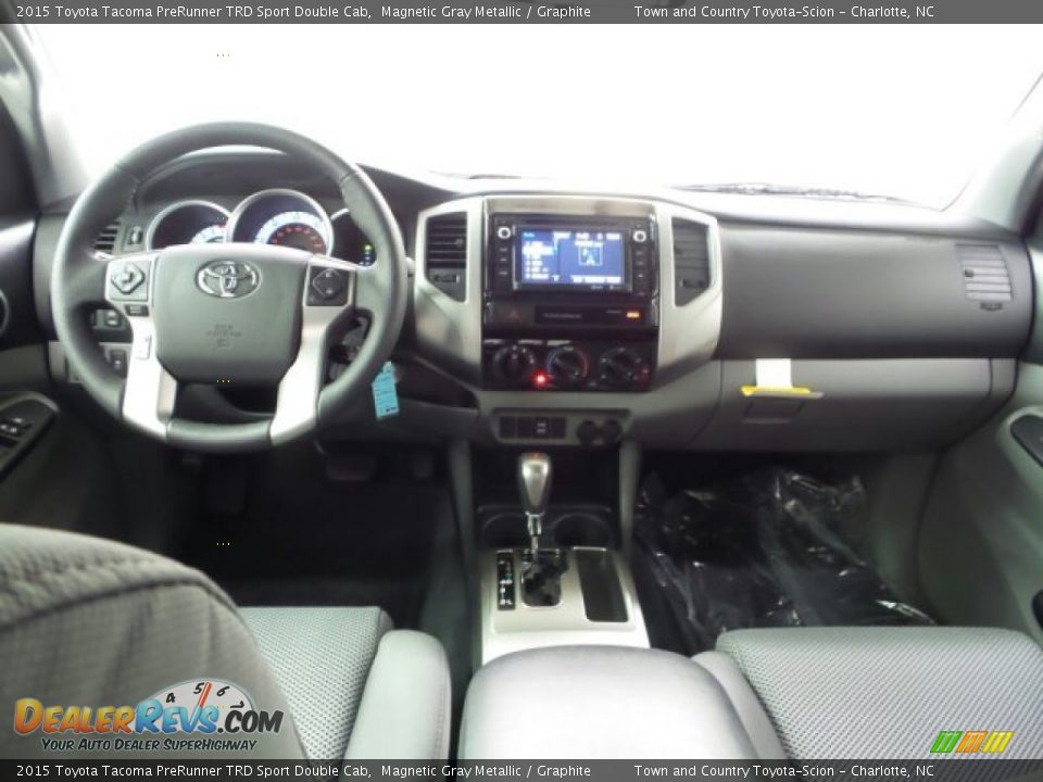 2015 Toyota Tacoma PreRunner TRD Sport Double Cab Magnetic Gray Metallic / Graphite Photo #24