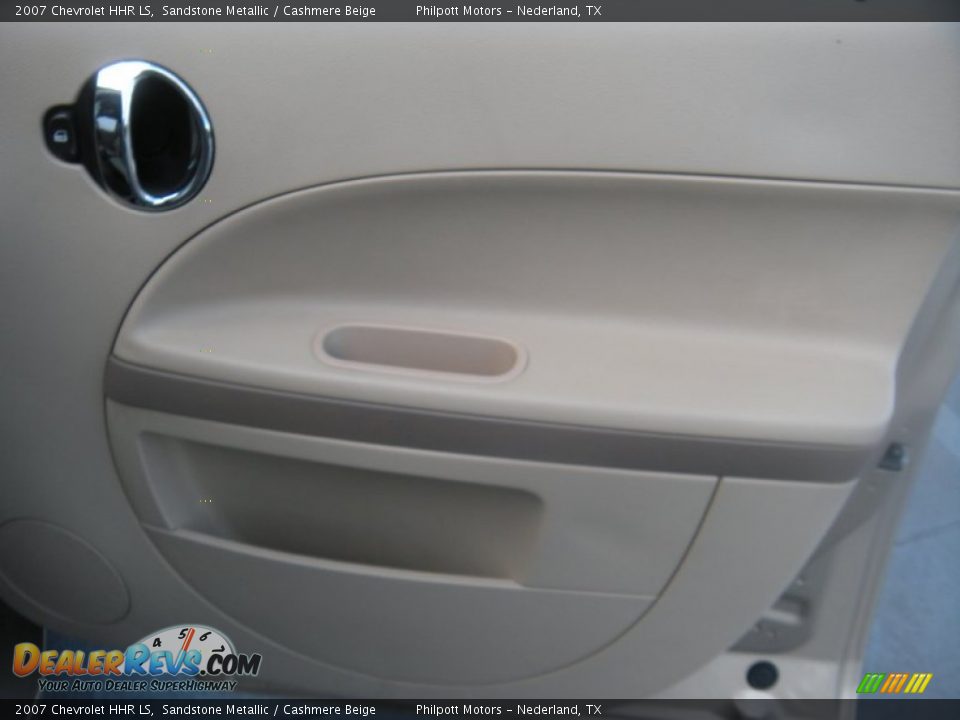 2007 Chevrolet HHR LS Sandstone Metallic / Cashmere Beige Photo #24