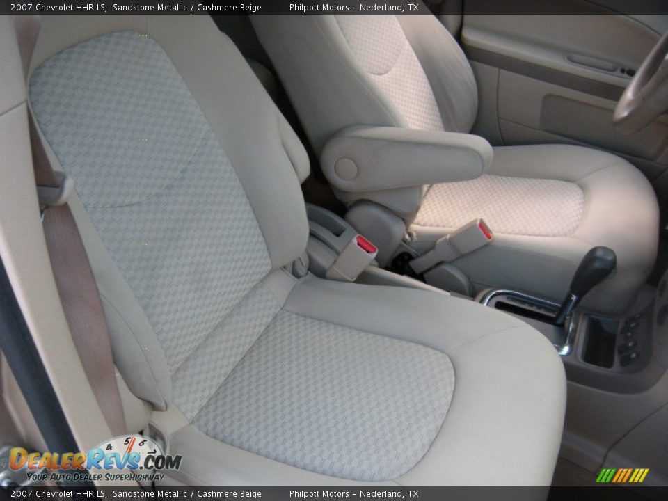 2007 Chevrolet HHR LS Sandstone Metallic / Cashmere Beige Photo #26