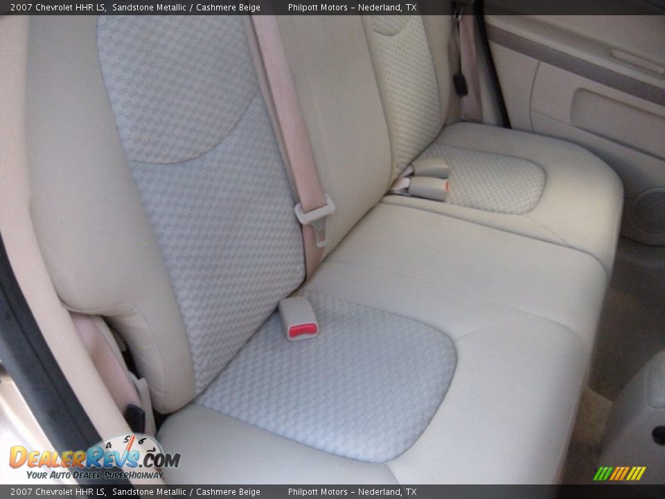 2007 Chevrolet HHR LS Sandstone Metallic / Cashmere Beige Photo #28