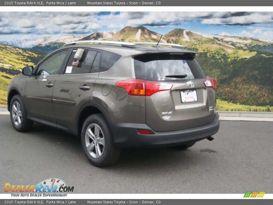 2015 Toyota RAV4 XLE Pyrite Mica / Latte Photo #3