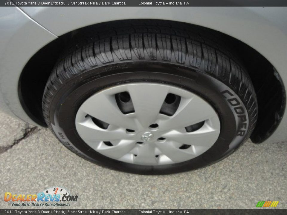 2011 Toyota Yaris 3 Door Liftback Silver Streak Mica / Dark Charcoal Photo #17