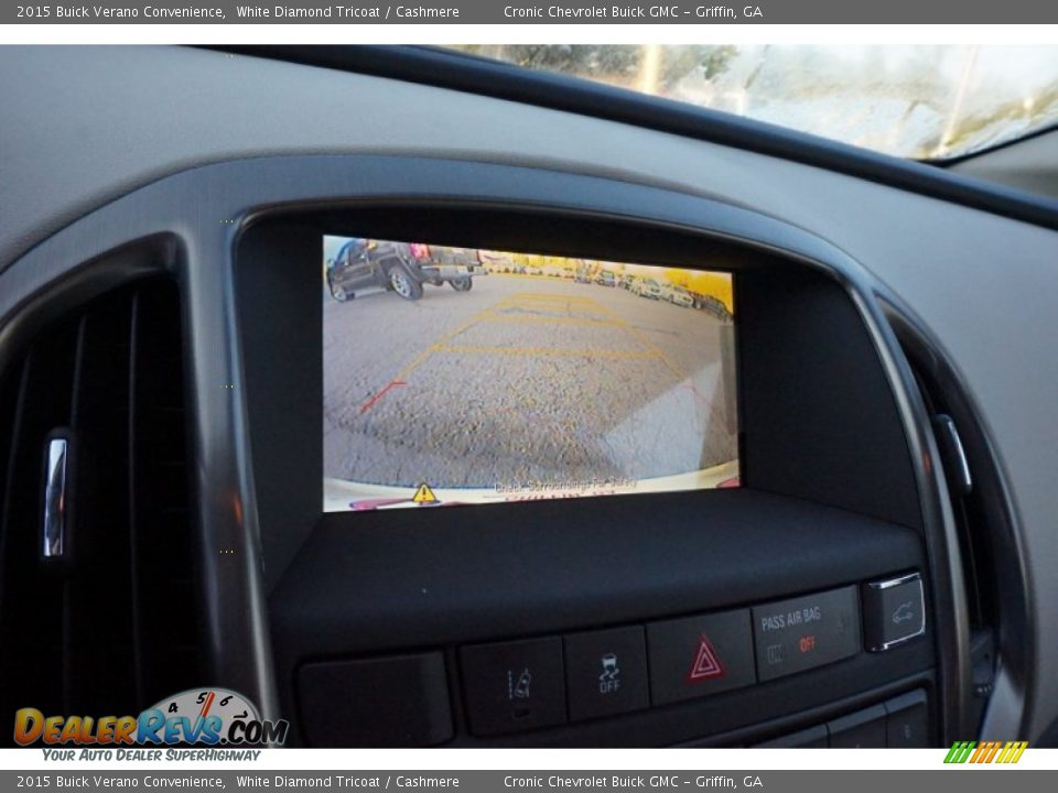 2015 Buick Verano Convenience White Diamond Tricoat / Cashmere Photo #14