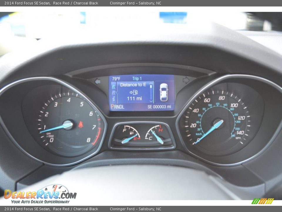 2014 Ford Focus SE Sedan Race Red / Charcoal Black Photo #18