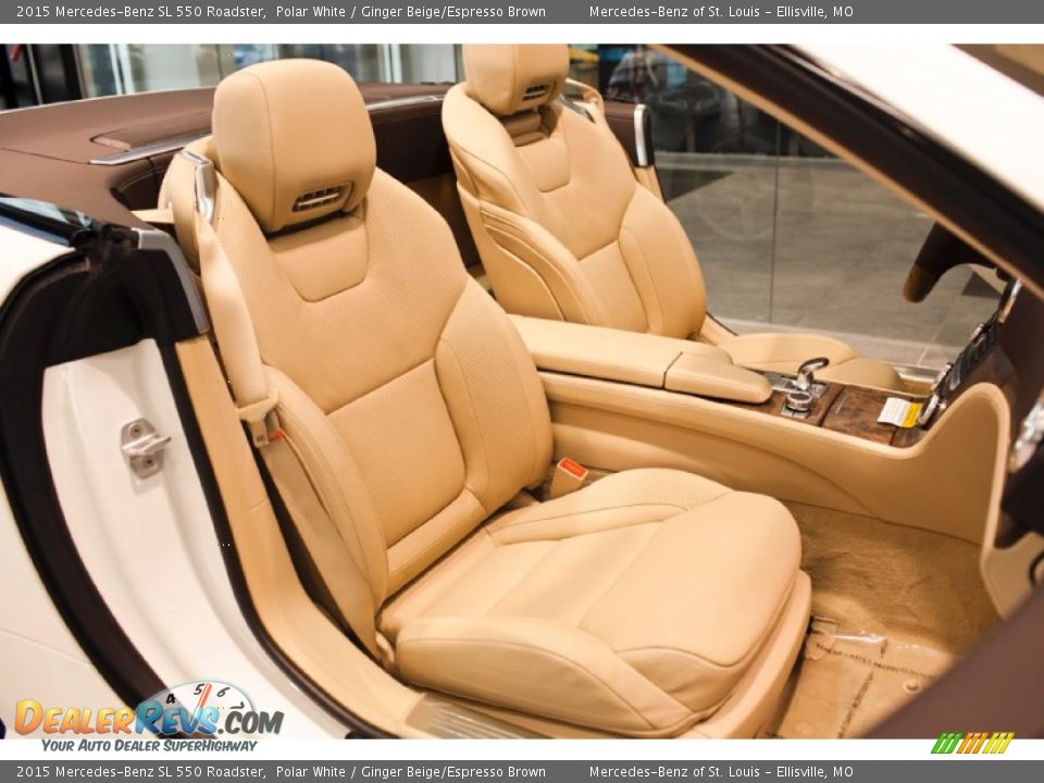 Front Seat of 2015 Mercedes-Benz SL 550 Roadster Photo #13