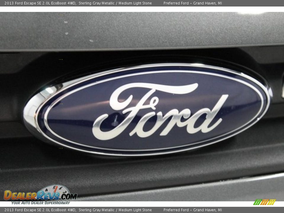 2013 Ford Escape SE 2.0L EcoBoost 4WD Sterling Gray Metallic / Medium Light Stone Photo #3