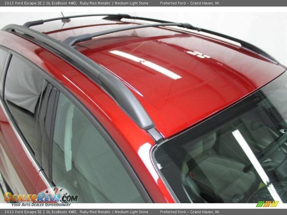 2013 Ford Escape SE 2.0L EcoBoost 4WD Ruby Red Metallic / Medium Light Stone Photo #5