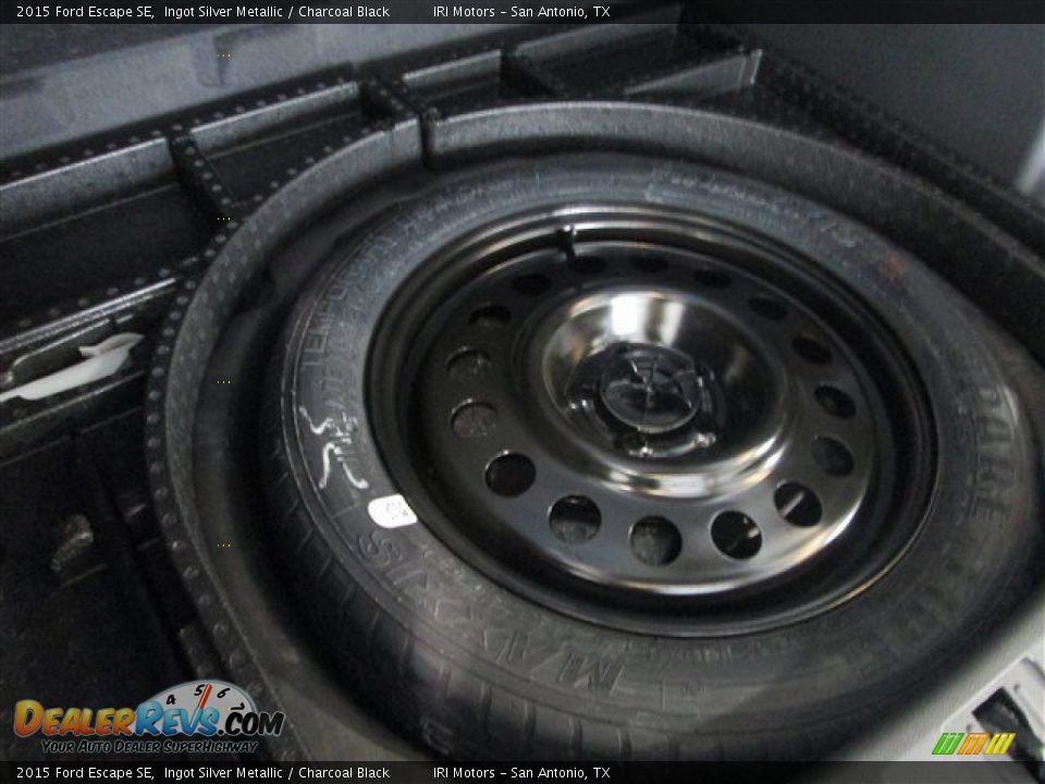 2015 Ford Escape SE Ingot Silver Metallic / Charcoal Black Photo #14