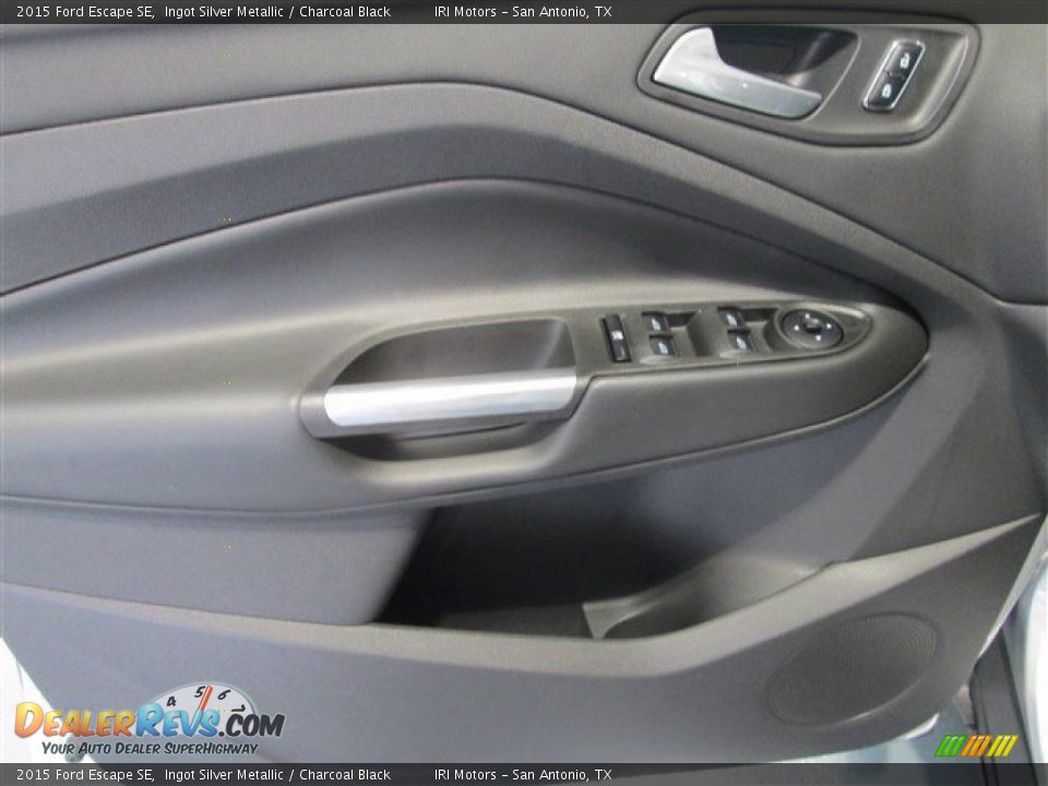 2015 Ford Escape SE Ingot Silver Metallic / Charcoal Black Photo #15