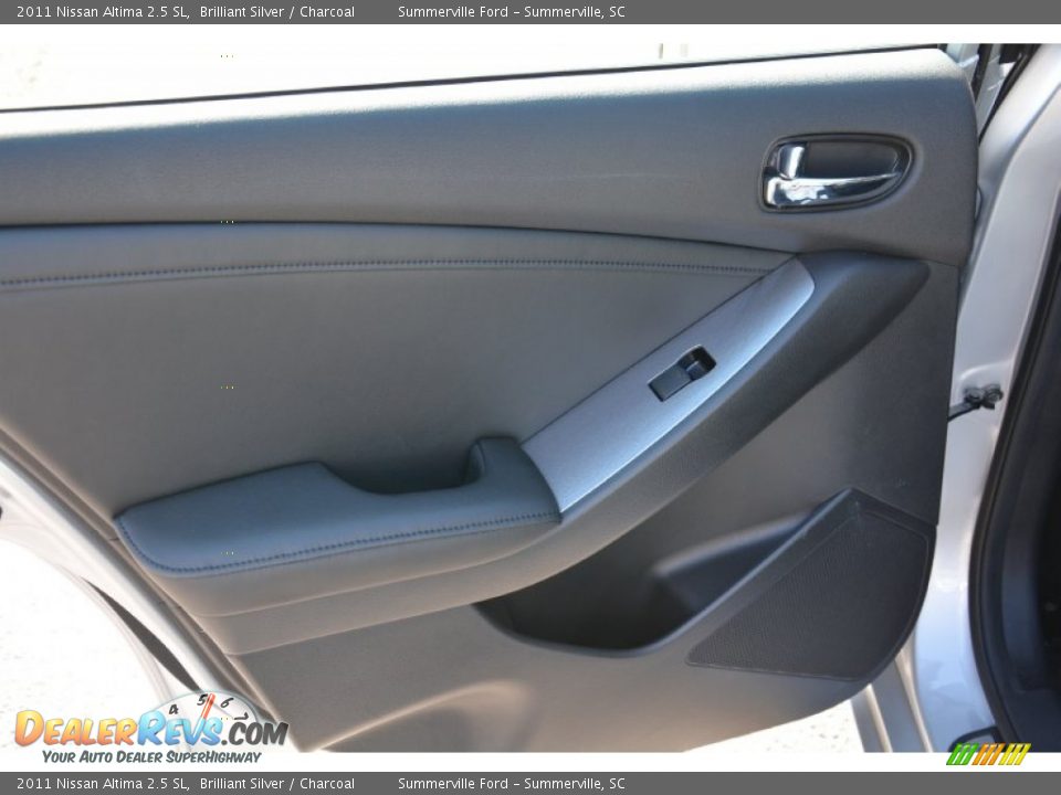 2011 Nissan Altima 2.5 SL Brilliant Silver / Charcoal Photo #15