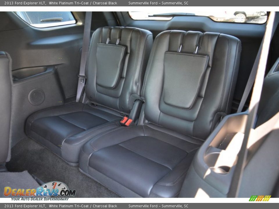 2013 Ford Explorer XLT White Platinum Tri-Coat / Charcoal Black Photo #14