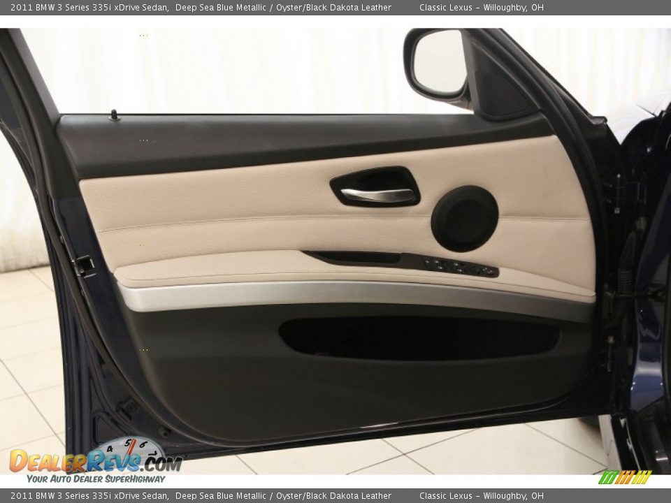 2011 BMW 3 Series 335i xDrive Sedan Deep Sea Blue Metallic / Oyster/Black Dakota Leather Photo #4