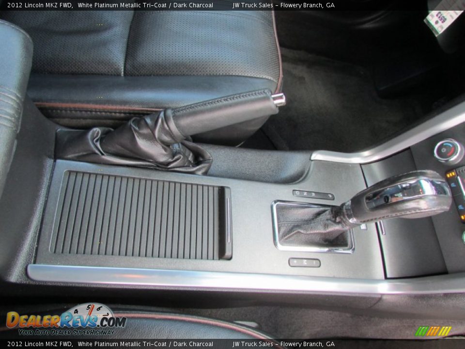 2012 Lincoln MKZ FWD White Platinum Metallic Tri-Coat / Dark Charcoal Photo #22