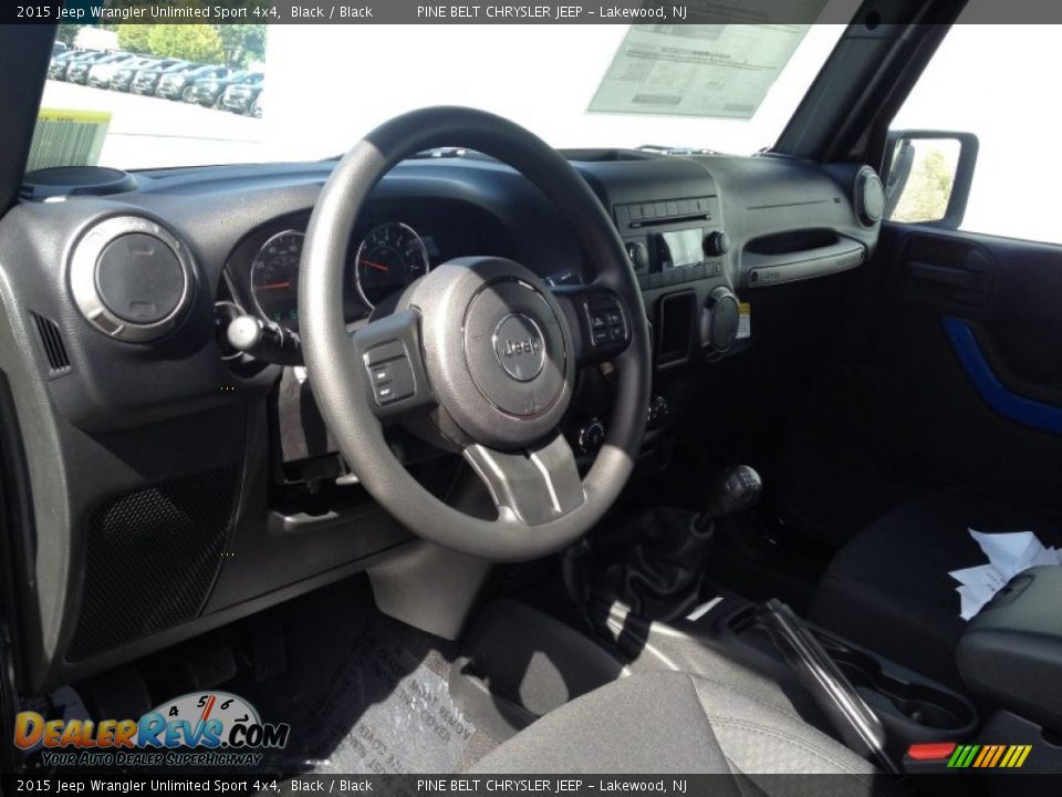 2015 Jeep Wrangler Unlimited Sport 4x4 Black / Black Photo #8