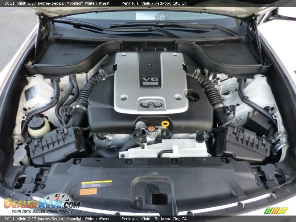 2011 Infiniti G 37 Journey Sedan Moonlight White / Wheat Photo #27