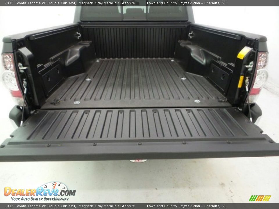 2015 Toyota Tacoma V6 Double Cab 4x4 Magnetic Gray Metallic / Graphite Photo #15