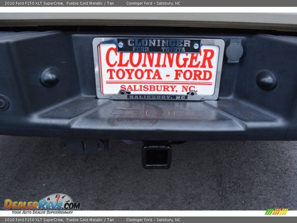 2010 Ford F150 XLT SuperCrew Pueblo Gold Metallic / Tan Photo #17