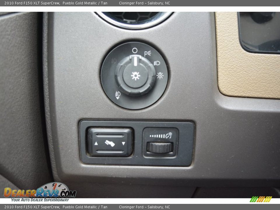 2010 Ford F150 XLT SuperCrew Pueblo Gold Metallic / Tan Photo #23