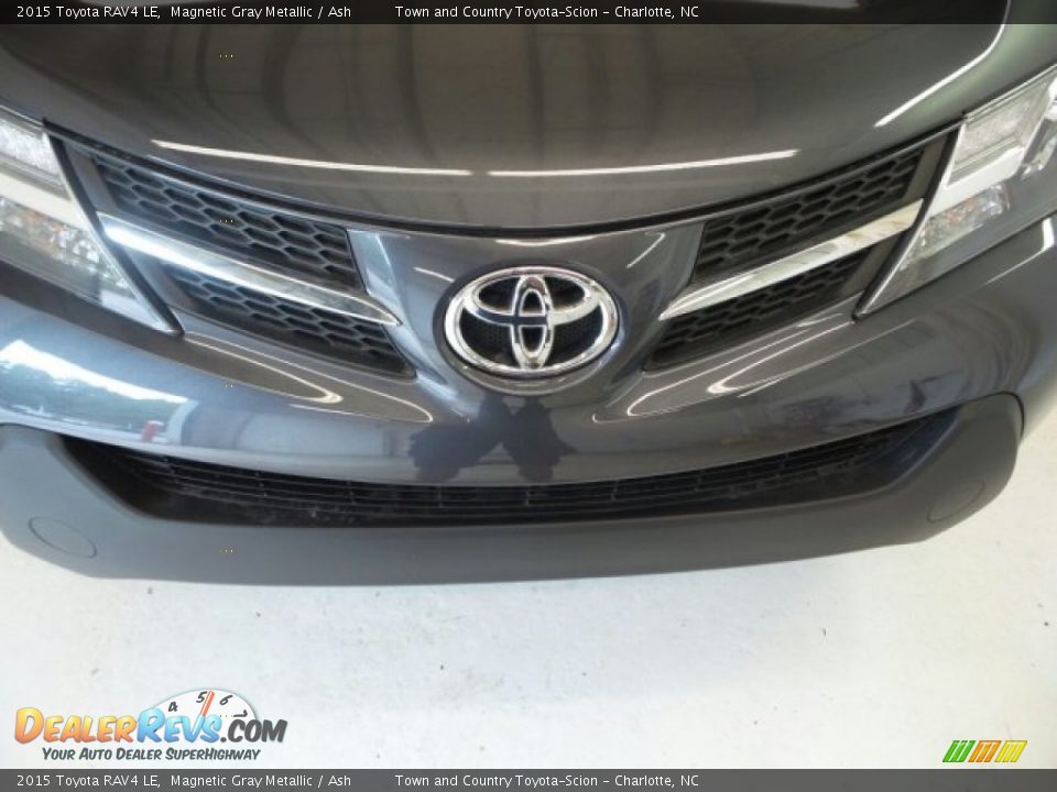 2015 Toyota RAV4 LE Magnetic Gray Metallic / Ash Photo #5