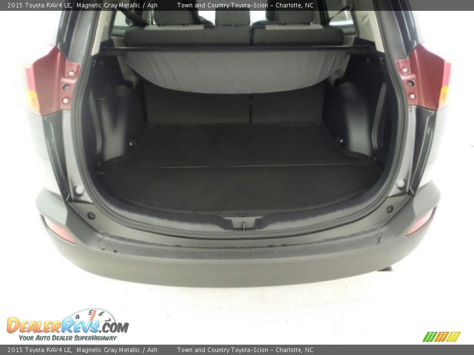 2015 Toyota RAV4 LE Magnetic Gray Metallic / Ash Photo #15