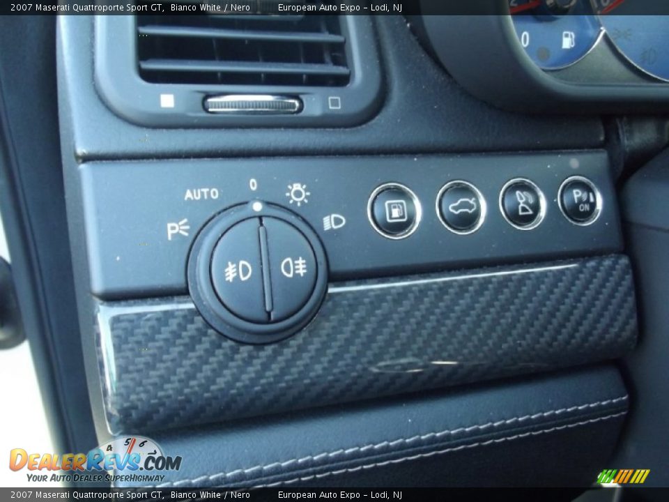 2007 Maserati Quattroporte Sport GT Bianco White / Nero Photo #18