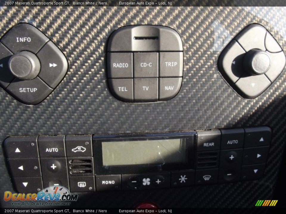 2007 Maserati Quattroporte Sport GT Bianco White / Nero Photo #26