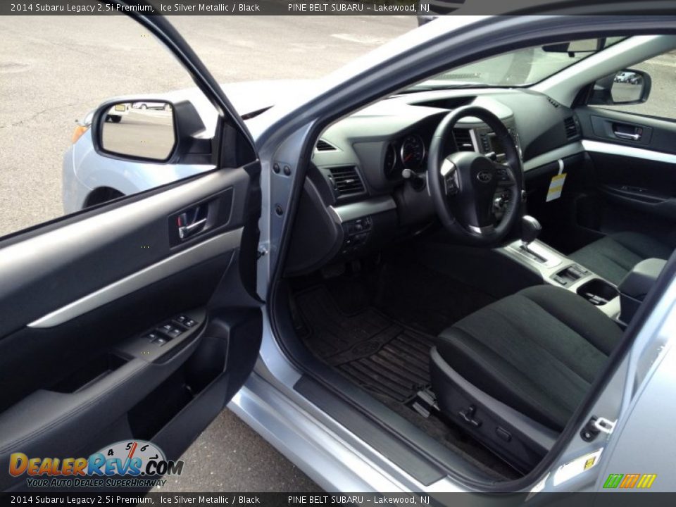 2014 Subaru Legacy 2.5i Premium Ice Silver Metallic / Black Photo #15