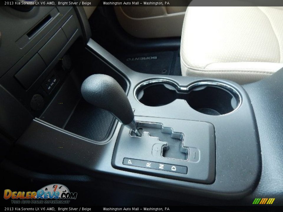 2013 Kia Sorento LX V6 AWD Bright Silver / Beige Photo #11