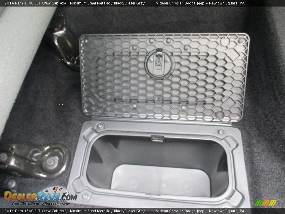2014 Ram 1500 SLT Crew Cab 4x4 Maximum Steel Metallic / Black/Diesel Gray Photo #16