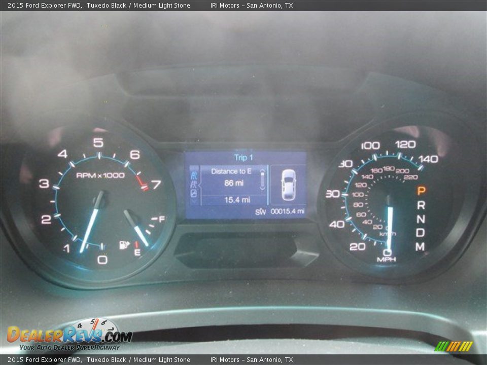 2015 Ford Explorer FWD Tuxedo Black / Medium Light Stone Photo #17