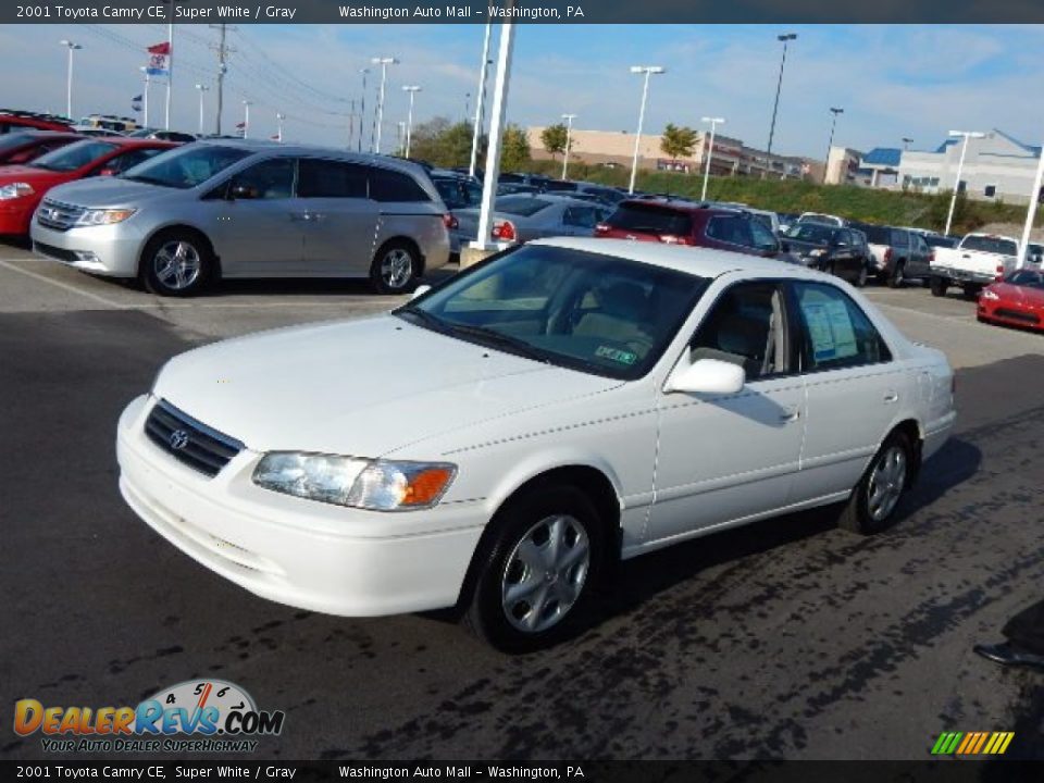 2001 Toyota Camry CE Super White / Gray Photo #5