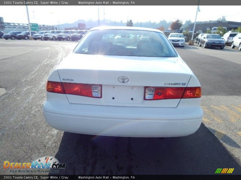 2001 Toyota Camry CE Super White / Gray Photo #8