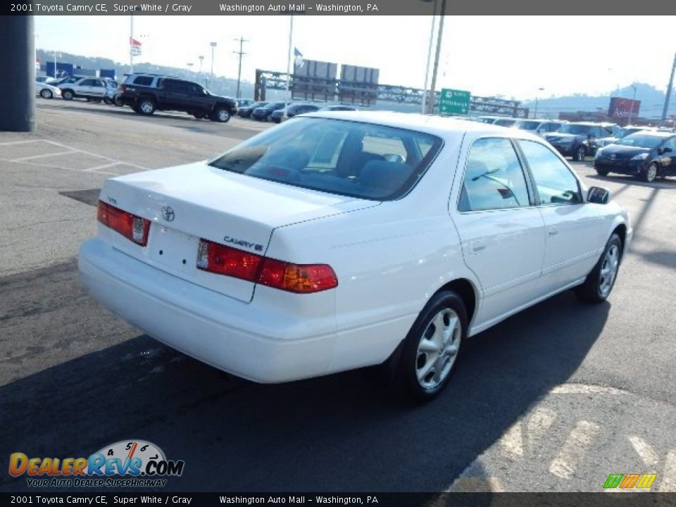 2001 Toyota Camry CE Super White / Gray Photo #9