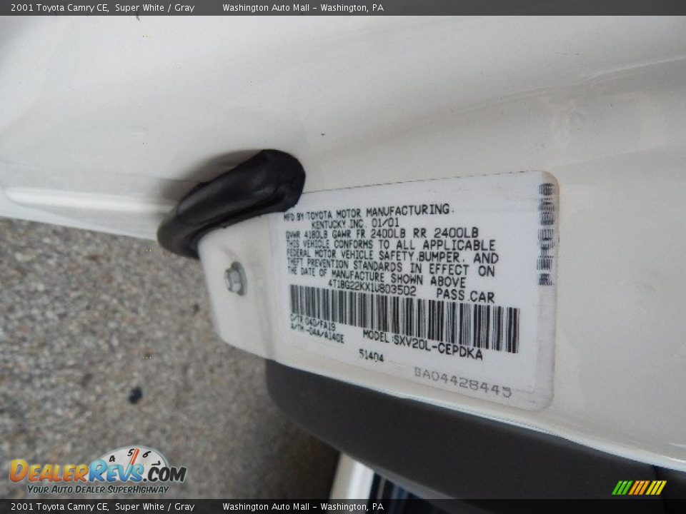 2001 Toyota Camry CE Super White / Gray Photo #19